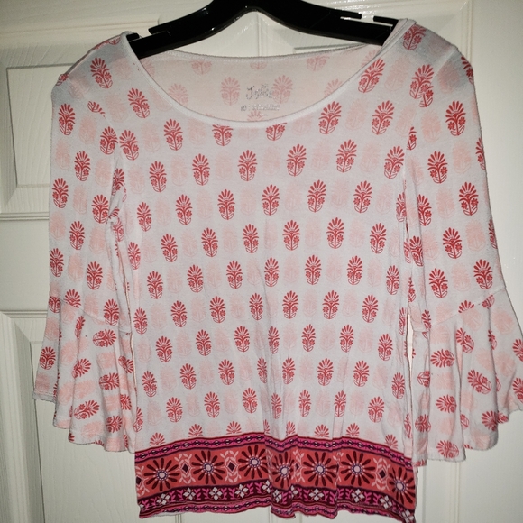 3/4 sleeve top - Picture 1 of 1